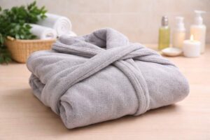 accappatoio in bagno